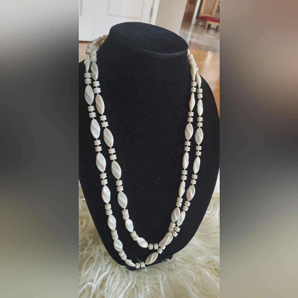 Handmade Natural White Big Size Natural Stone Long Necklace. 🌴